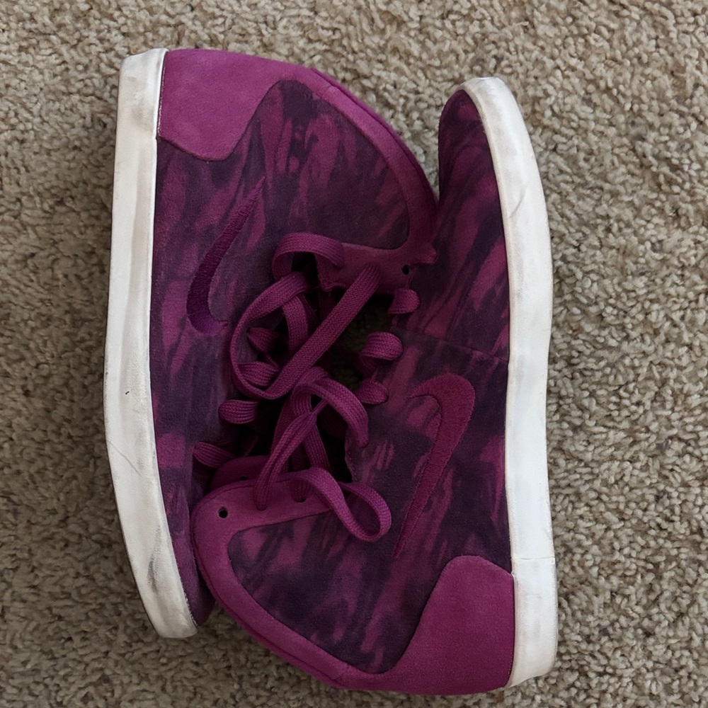 Nike Women's Purple Fuchsia High-Top Sneakers